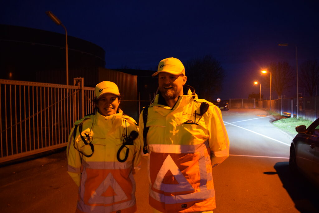 Diane en Eddy bij de Teugseweg om 06.05 uur | foto indebuurt